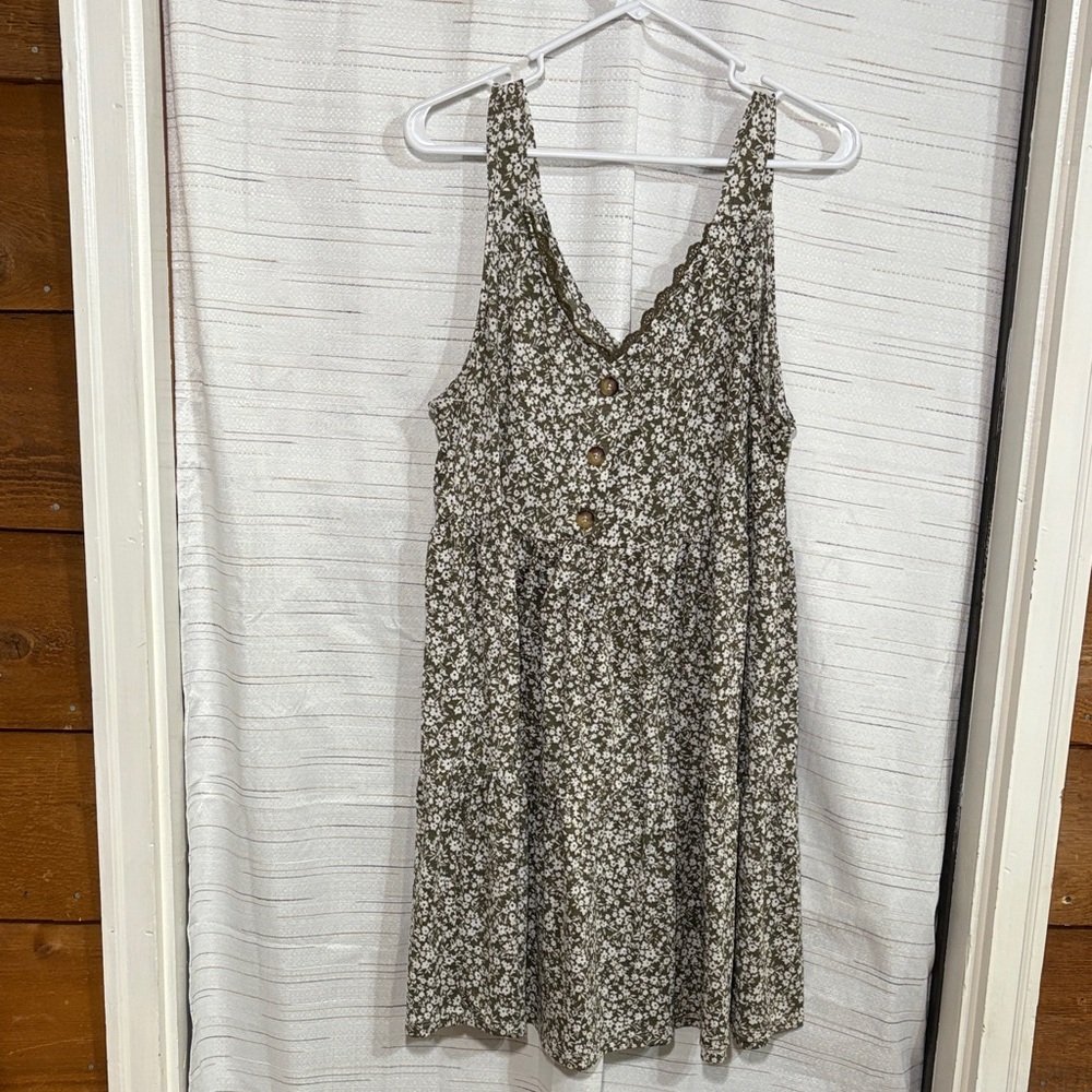 Elegant Floral Lace-Trim Midi Dress